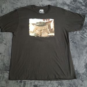 NWOT STAR WARS MANDALORIAN TSHIRT